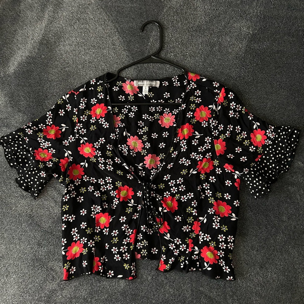 UO Nene Printed Tie-Front Blouse | Size L